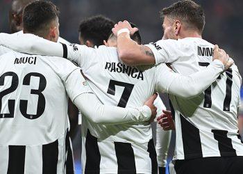 Beşiktaş, Sivasspor’a konuk oluyor; işte mümkün 11’ler