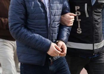 İzmir’de meskeninde kurduğu serada kenevir yetiştiren kuşkulu tutuklandı