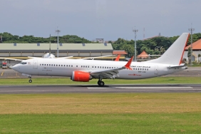 Yolcu-ucagi-kalkisindan-kisa-bir-sure-sonra-denize-acil-inis-yapti-featured