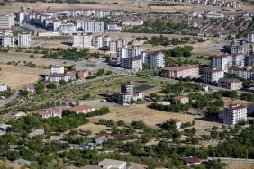 Antalya8217da-Belediye-Binasina-Av-Tufegiyle-Saldiri-Dehset-Sacti-featured