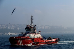 Istanbul-Bogazi8217nda-Gemi-Tekne-Carpismasi-Korku-Dolu-Anlar-Yasandi-featured