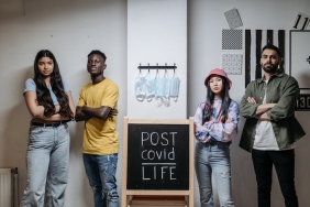 Safiye-Soyman-Estetik-Sonrasi-Genclesti-Yeni-Gorunumu-Sasirtti-featured